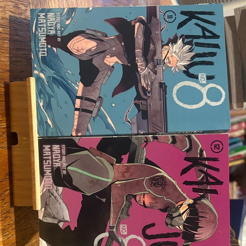 Kaiju no.8 vol. 1-14, kaiju no.8: B-side vol. 1-2 and kaiju no.8 relax vol. 1 - Picture 9 of 10